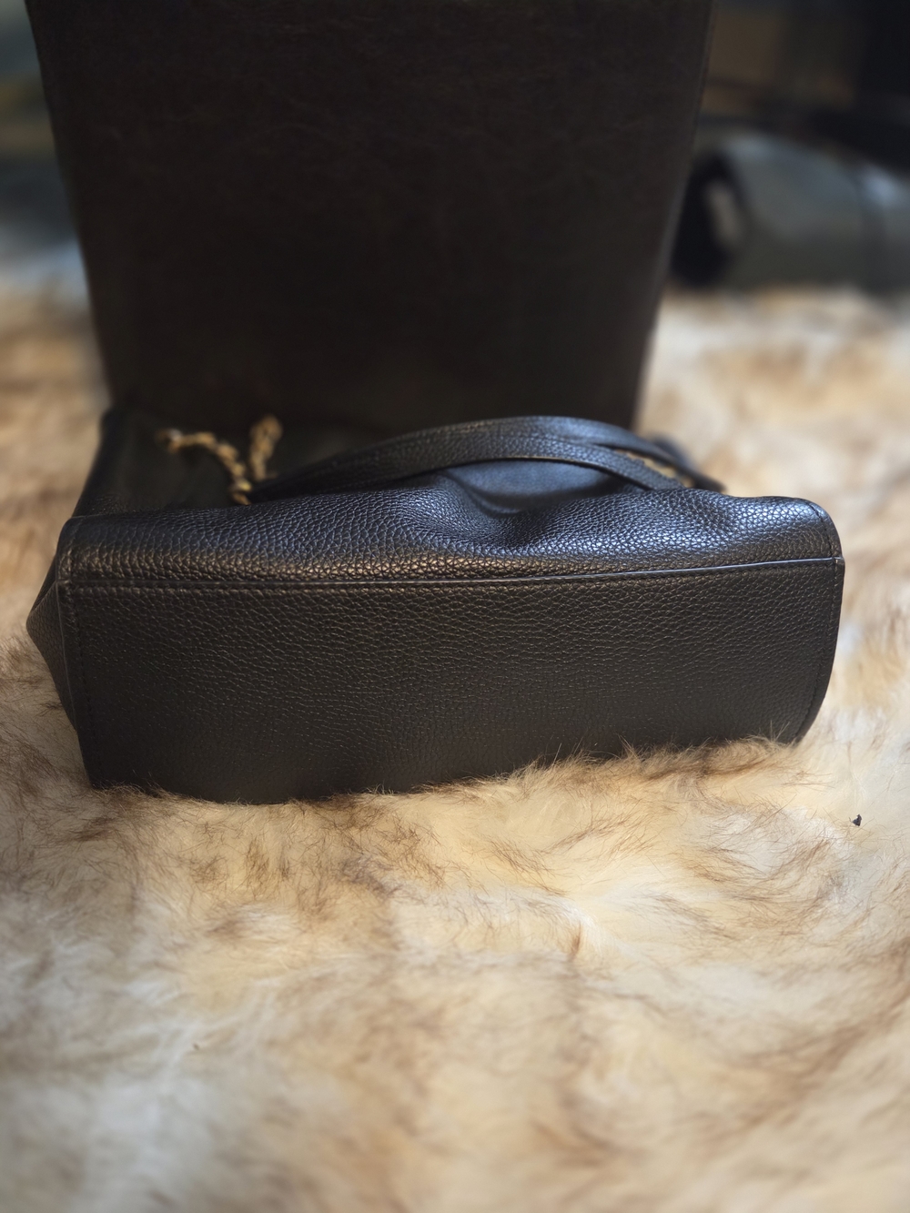 Tory Burch Black Leather Chain Tote - Picture 2 of 10